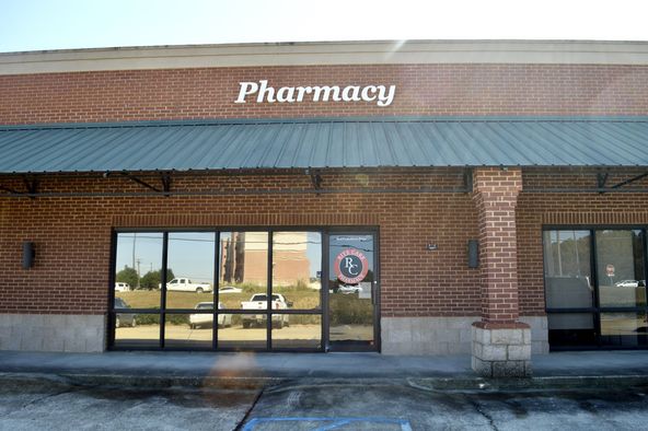 Courthouse Place: 2655-2659 Lakeland Drive, Flowood, MS 39232
